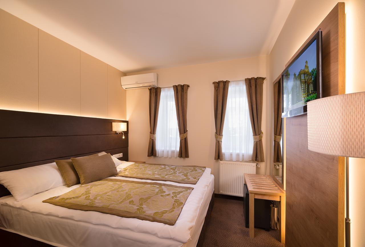 Hotel Honti Wellness Es Konferencia Szalloda Visegrad Luaran gambar